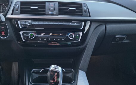 BMW 3 серия, 2017 год, 2 800 000 рублей, 9 фотография