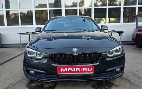BMW 3 серия, 2017 год, 2 800 000 рублей, 13 фотография