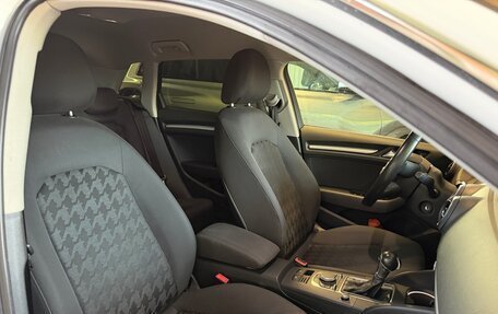 Audi A3, 2016 год, 1 300 000 рублей, 18 фотография