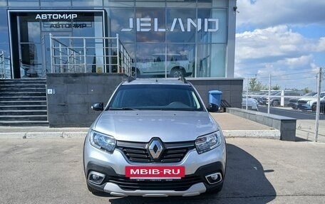Renault Sandero II рестайлинг, 2022 год, 1 550 000 рублей, 2 фотография