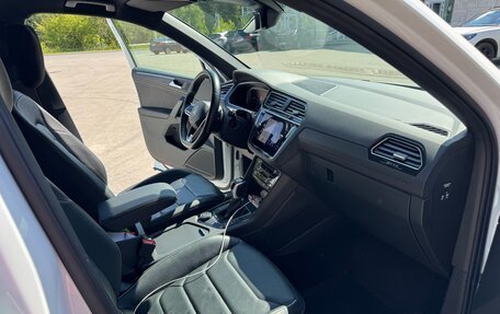 Volkswagen Tiguan II, 2022 год, 3 650 000 рублей, 12 фотография