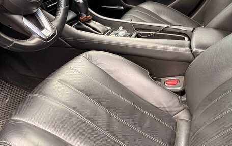 Mazda 6, 2018 год, 1 800 000 рублей, 13 фотография