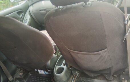 Toyota Vitz, 2004 год, 400 000 рублей, 6 фотография