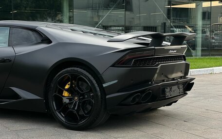 Lamborghini Huracán, 2018 год, 16 200 000 рублей, 7 фотография