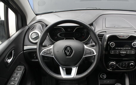 Renault Kaptur I рестайлинг, 2020 год, 1 800 000 рублей, 8 фотография