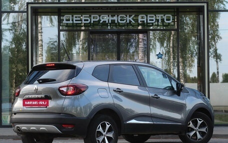 Renault Kaptur I рестайлинг, 2020 год, 1 800 000 рублей, 3 фотография