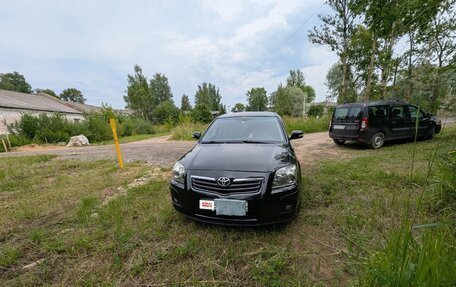 Toyota Avensis III рестайлинг, 2007 год, 700 000 рублей, 3 фотография