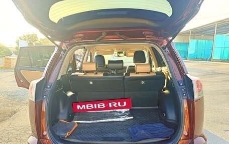 Toyota RAV4, 2018 год, 2 850 000 рублей, 11 фотография