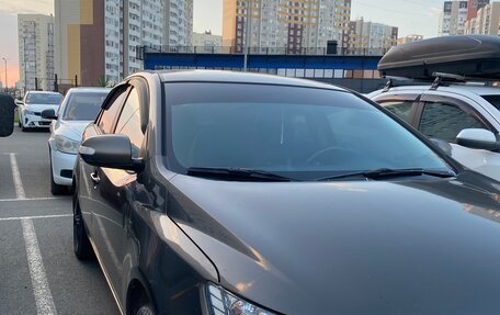 KIA Cerato III, 2010 год, 575 000 рублей, 2 фотография