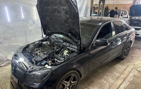 Mercedes-Benz C-Класс, 2007 год, 550 000 рублей, 4 фотография