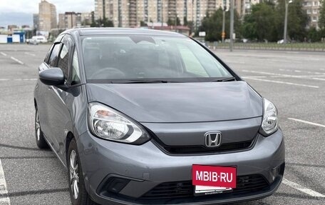 Honda Fit, 2020 год, 1 100 000 рублей, 2 фотография
