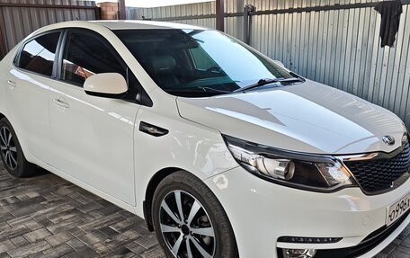 KIA Rio III рестайлинг, 2016 год, 1 450 000 рублей, 2 фотография