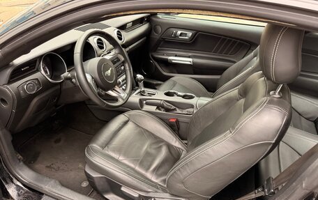 Ford Mustang VI рестайлинг, 2020 год, 3 150 000 рублей, 9 фотография
