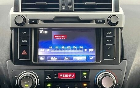 Toyota Land Cruiser Prado 150 рестайлинг 2, 2016 год, 3 650 000 рублей, 12 фотография