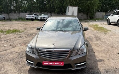 Mercedes-Benz E-Класс, 2012 год, 1 630 000 рублей, 1 фотография