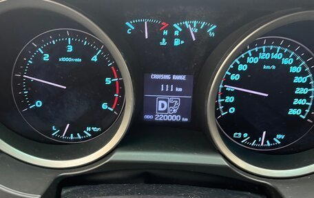 Toyota Land Cruiser 200, 2010 год, 3 450 000 рублей, 6 фотография