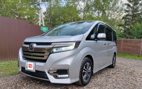 Honda Stepwgn IV, 2018 год, 2 250 000 рублей, 3 фотография