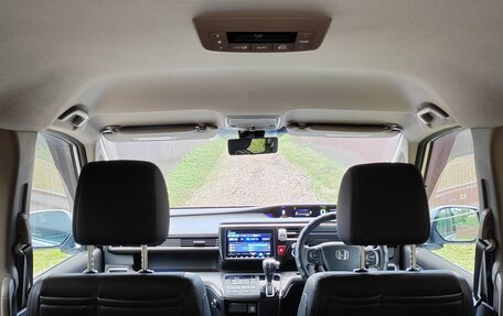 Honda Stepwgn IV, 2018 год, 2 250 000 рублей, 10 фотография