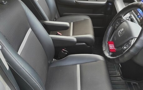 Honda Stepwgn IV, 2018 год, 2 250 000 рублей, 8 фотография