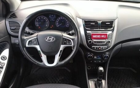 Hyundai Solaris II рестайлинг, 2015 год, 970 000 рублей, 8 фотография