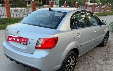 KIA Rio II, 2010 год, 650 000 рублей, 5 фотография