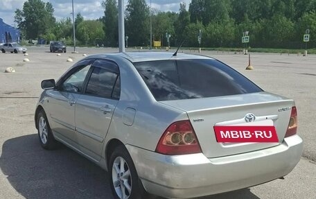 Toyota Corolla, 2004 год, 450 000 рублей, 5 фотография