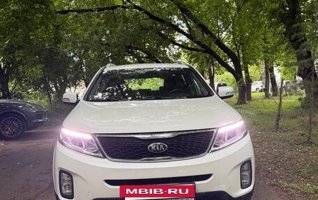 KIA Sorento II рестайлинг, 2015 год, 1 995 000 рублей, 2 фотография