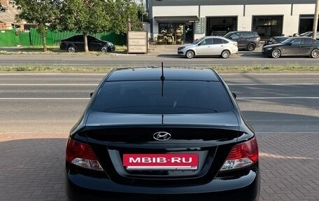 Hyundai Solaris II рестайлинг, 2014 год, 490 000 рублей, 3 фотография