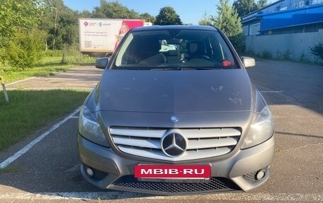Mercedes-Benz B-Класс, 2013 год, 1 030 000 рублей, 4 фотография