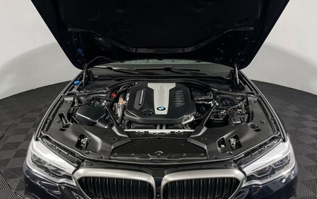 BMW 5 серия, 2018 год, 3 890 000 рублей, 11 фотография