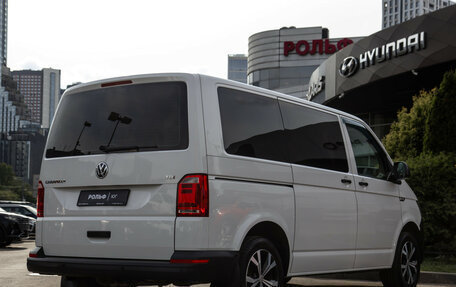 Volkswagen Caravelle T6 рестайлинг, 2018 год, 2 588 000 рублей, 4 фотография