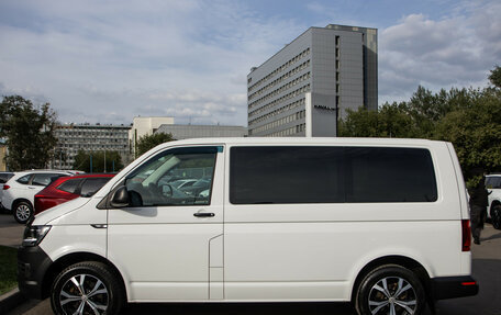 Volkswagen Caravelle T6 рестайлинг, 2018 год, 2 588 000 рублей, 7 фотография