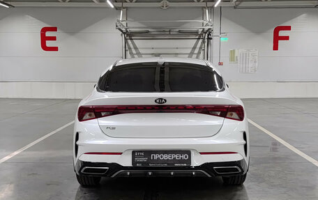 KIA K5, 2021 год, 2 250 000 рублей, 6 фотография
