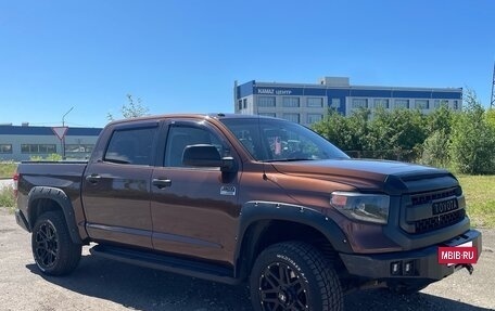 Toyota Tundra II, 2013 год, 5 500 000 рублей, 3 фотография