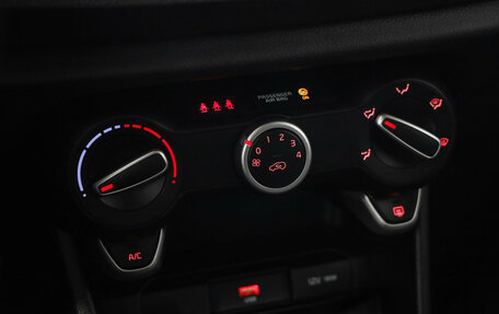 KIA Picanto III рестайлинг, 2022 год, 1 789 000 рублей, 16 фотография