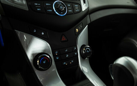 Chevrolet Cruze II, 2014 год, 839 700 рублей, 16 фотография