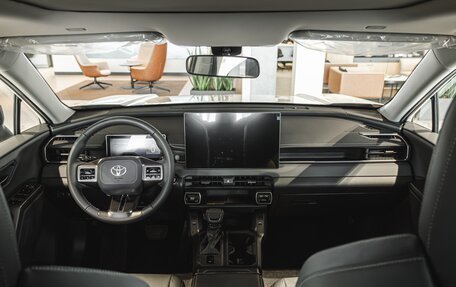 Toyota RAV4, 2026 год, 4 480 000 рублей, 13 фотография