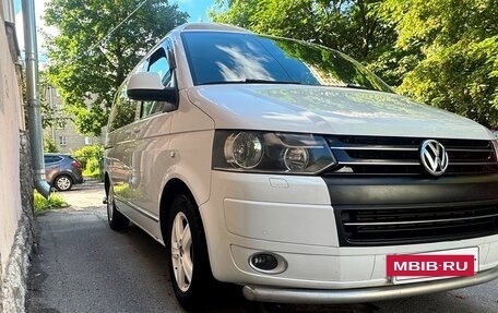 Volkswagen Multivan T5, 2009 год, 2 275 000 рублей, 2 фотография