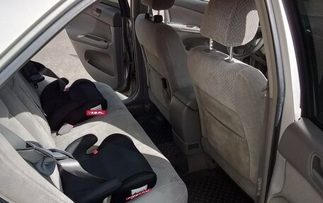Toyota Camry V40, 2003 год, 500 000 рублей, 10 фотография