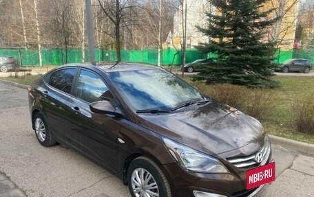 Hyundai Solaris II рестайлинг, 2016 год, 700 000 рублей, 2 фотография