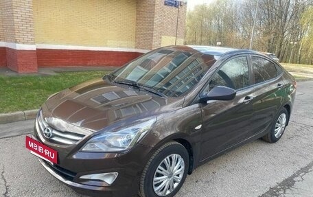 Hyundai Solaris II рестайлинг, 2016 год, 700 000 рублей, 4 фотография