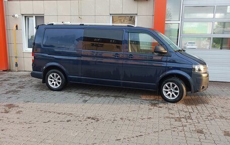 Volkswagen Transporter T5 рестайлинг, 2010 год, 1 890 000 рублей, 3 фотография
