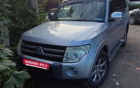 Mitsubishi Pajero IV, 2008 год, 1 800 000 рублей, 2 фотография