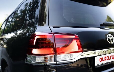Toyota Land Cruiser 200, 2020 год, 8 650 000 рублей, 9 фотография