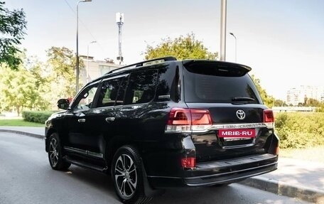 Toyota Land Cruiser 200, 2020 год, 8 650 000 рублей, 6 фотография