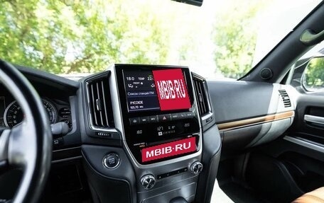 Toyota Land Cruiser 200, 2020 год, 8 650 000 рублей, 18 фотография