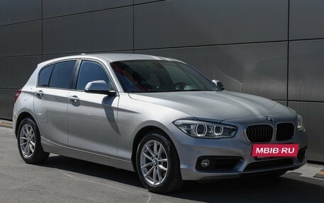 BMW 1 серия, 2018 год, 1 899 000 рублей, 3 фотография