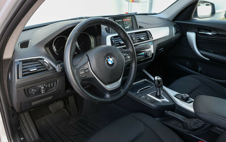 BMW 1 серия, 2018 год, 1 899 000 рублей, 16 фотография