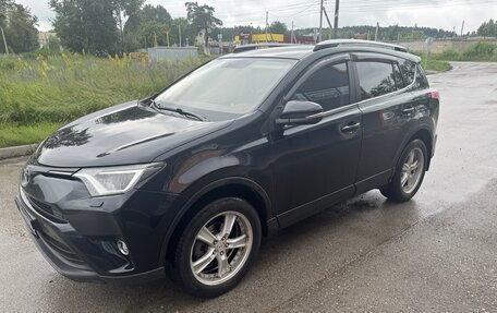 Toyota RAV4, 2017 год, 1 700 000 рублей, 4 фотография