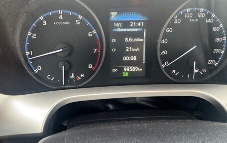 Toyota RAV4, 2017 год, 1 700 000 рублей, 8 фотография